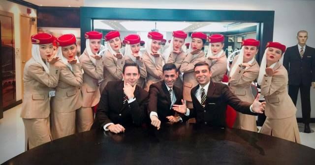 Rejoindre Emirates comme hôtesse de l'air, arriver à Dubaï et commencer la formation à Emirates Aviation College.